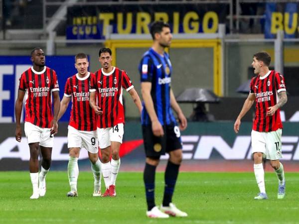 Bóng đá Ý: AC Milan tiến vào chung kết Coppa Italia