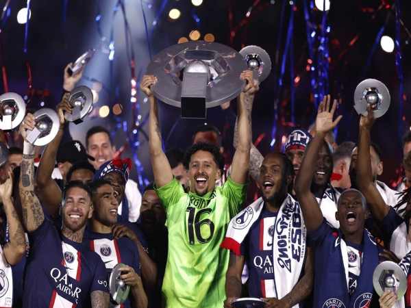 Giải đáp: Lionel Messi đã vô địch Ligue 1 lần nào chưa?