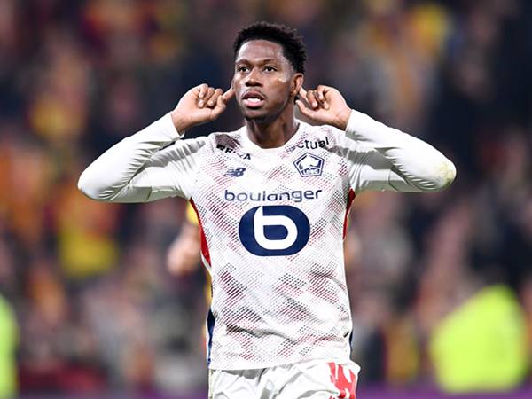 Tin Juventus 2/7: Juventus tiến gần chữ ký Jonathan David
