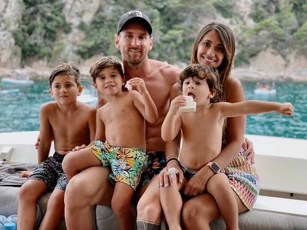 Messi có bao nhiêu người con?
