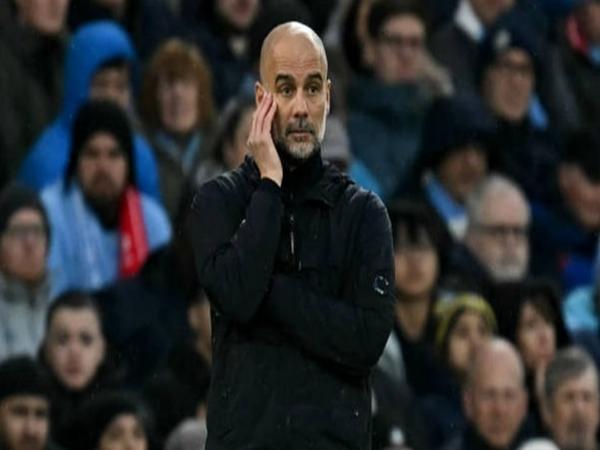 Tin Man City: Suýt đánh rơi chiến thắng trước Fulham