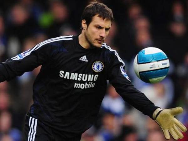 Thủ môn Carlo Cudicini