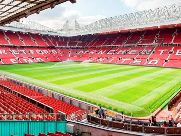 Thông tin cơ bản về sân vận động Old Trafford